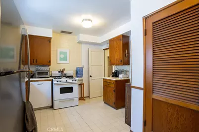 3735 Arbolada, Los Angeles, CA 90027 - Photo 16