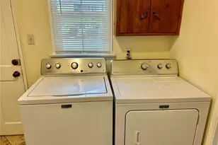 3751 Stone Canyon Ave, Sherman Oaks, CA 91403 - Photo 26