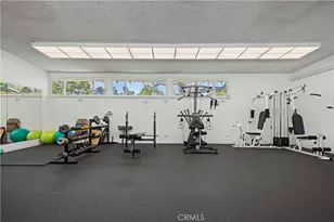 19152 Ave Of The Oaks, Newhall, CA 91321 - Photo 48