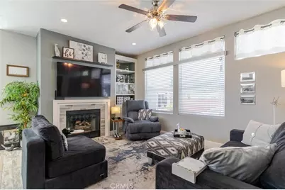 11 Oxford Way, Northridge, CA 91324 - Photo 2