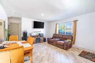 5307 5307 1/2 Compton Avenue, Los Angeles, CA 90011 - Photo 28