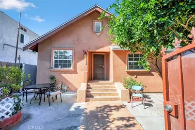5307 5307 1/2 Compton Avenue, Los Angeles, CA 90011 - Photo 2