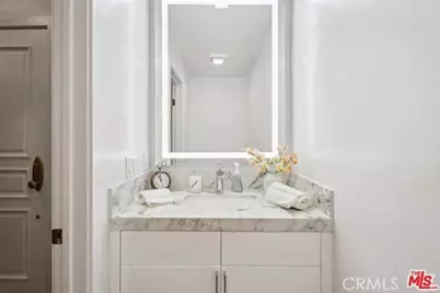 1861 Veteran Avenue #101, Westwood - Century City, CA 90025 - Photo 20