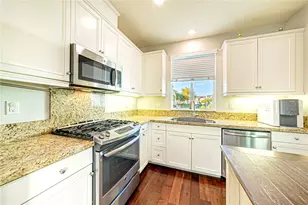 24341 Verdugo Cir, Valencia, CA 91354 - Photo 10