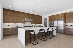 11850 Red Hawk Ln, Porter Ranch, CA 91326 - Photo 10