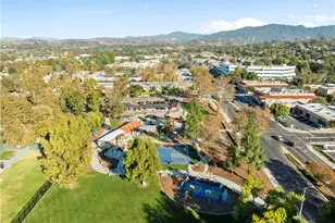 23515 Lyons, Valencia, CA 91355 - Photo 22