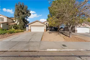 37031 Firethorn, Palmdale, CA 93550 - Photo 2