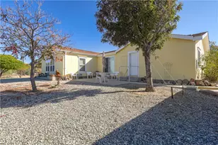 29520 Piani, Pearblossom, CA 93553 - Photo 4