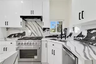 4530 4532 Ensenada, Woodland Hills, CA 91364 - Photo 10