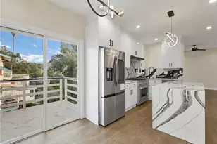 4530 4532 Ensenada, Woodland Hills, CA 91364 - Photo 12