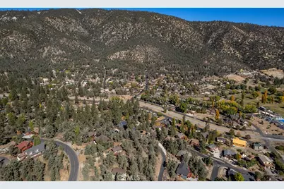 16524 Oakwood Court, Pine Mountain Club, CA 93222 - Photo 4