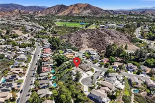 22411 Holly Ct, Saugus, CA 91390 - Photo 38