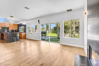 22411 Holly Court, Saugus, CA 91390 - Photo 16