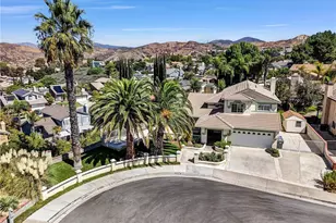 22411 Holly Ct, Saugus, CA 91390 - Photo 40