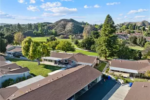 19211 Ave Of The Oaks, Newhall, CA 91321 - Photo 38