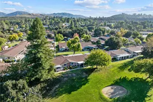 19211 Ave Of The Oaks, Newhall, CA 91321 - Photo 36