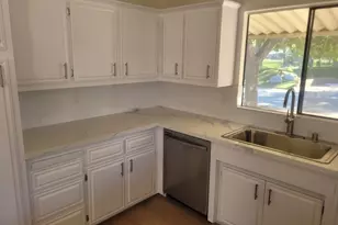 1030 E Ave S, Palmdale, CA 93550 - Photo 6