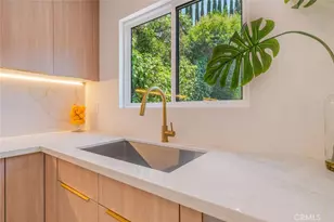 22218 San Miguel St, Woodland Hills, CA 91364 - Photo 28