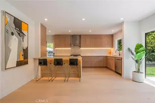 22218 San Miguel St, Woodland Hills, CA 91364 - Photo 2