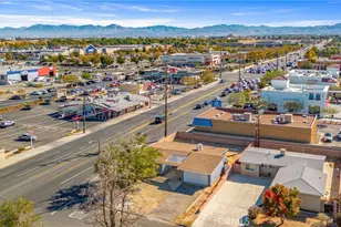 1004 W J14, Lancaster, CA 93554 - Photo 32
