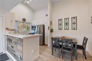 24474 Valle Del Oro, Newhall, CA 91321 - Photo 2