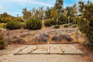 31741 Lake Meadow, Acton, CA 93510 - Photo 40