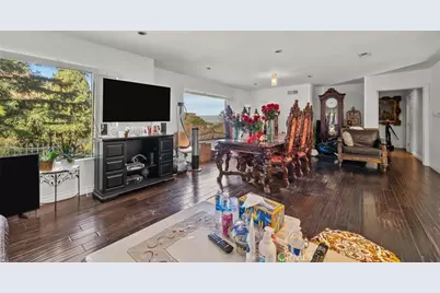 3277 Longridge Terrace, Sherman Oaks, CA 91423 - Photo 20