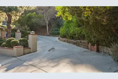3277 Longridge Terrace, Sherman Oaks, CA 91423 - Photo 14