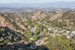 3277 Longridge Terrace, Sherman Oaks, CA 91423 - Photo 4