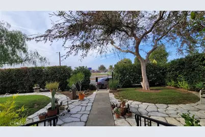 2701 Berkeley, Bakersfield, CA 93305 - Photo 16