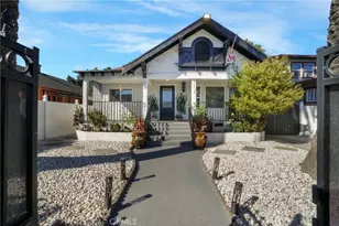 919 919 1/2 W 49th, Los Angeles, CA 90037 - Photo 2