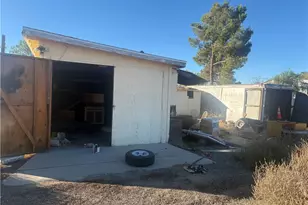 43029 7th St, Lancaster, CA 93535 - Photo 4