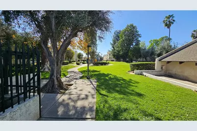 7641 Reseda Boulevard #87, Reseda, CA 91335 - Photo 32