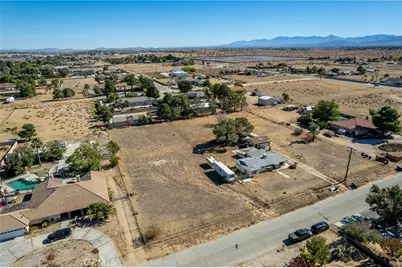 42106 22nd, Lancaster, CA 93536 - Photo 24