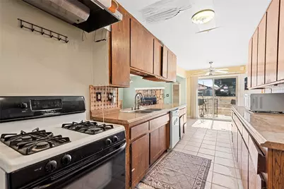 42106 22nd, Lancaster, CA 93536 - Photo 18