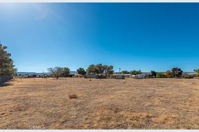 42106 22nd, Lancaster, CA 93536 - Photo 14