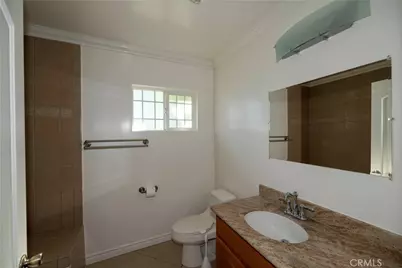 7001 Jellico Avenue, Lake Balboa, CA 91406 - Photo 18