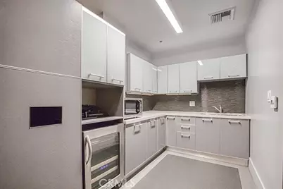 645 W 9th #601, Los Angeles, CA 90015 - Photo 14