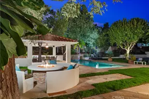 25527 Hamilton Ct, Calabasas, CA 91302 - Photo 2