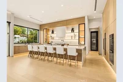 22924 Erwin Street, Woodland Hills, CA 91367 - Photo 18