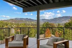 981 Glen Oaks, Pasadena, CA 91105 - Photo 52