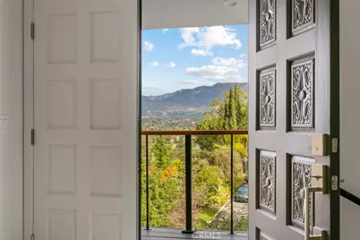 981 Glen Oaks, Pasadena, CA 91105 - Photo 16