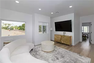 5439 Gentry Ave, Valley Village, CA 91607 - Photo 28