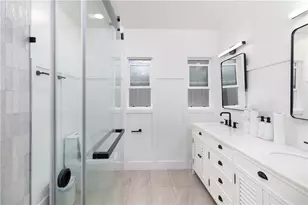 5439 Gentry Ave, Valley Village, CA 91607 - Photo 18