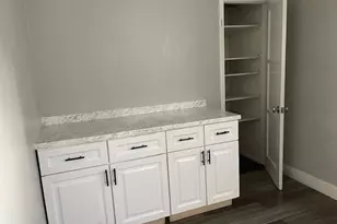 12619 Tiara St, Valley Village, CA 91607 - Photo 8