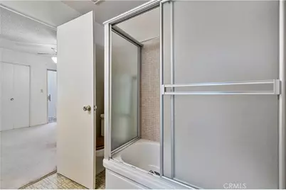 26838 Avenue Of The Oaks #C, Newhall, CA 91321 - Photo 20