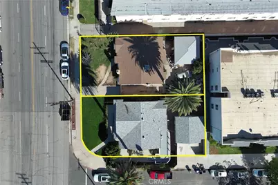 7402 Haskell, Van Nuys, CA 91406 - Photo 2