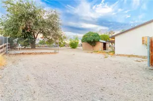 9668 E Ave R 14, Littlerock, CA 93543 - Photo 32