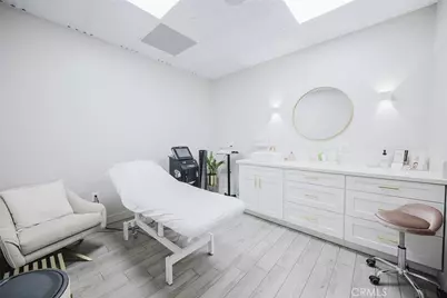 0 W Burbank Boulevard, Burbank, CA 91506 - Photo 14