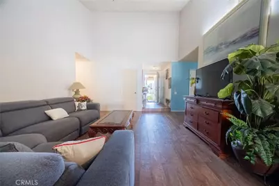 2433 Medina Avenue, Simi Valley, CA 93063 - Photo 10